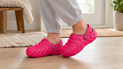 Crocs Classic Lined Overpuff Clog, Dragon Fruit