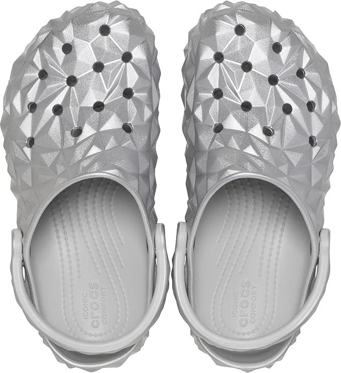 Crocs Classic Geo Clog Unisex Clogs, Men’s US Size 4 / Women’s US Size 6 M